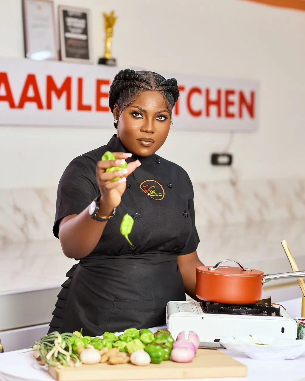 Chef Maamle (Florence Teye Narh) in her kitchen